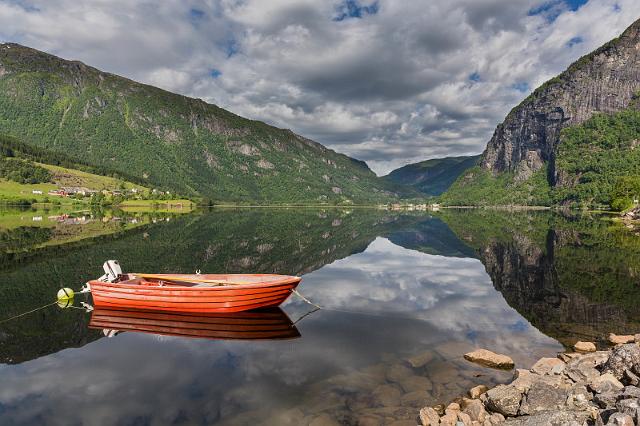008 Granvinvatnet.jpg